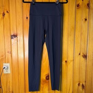 OFFLINE by Aerie Black 7/8 Leggings -small hole in right knee